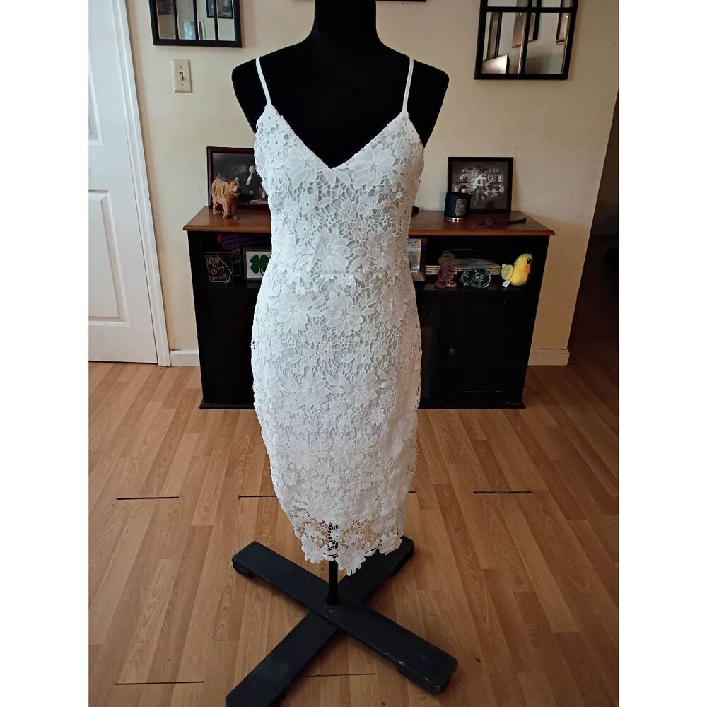 Medium Eilly Bazar White Lace Spaghetti Strap Dress Rear Zip Lined Sundress